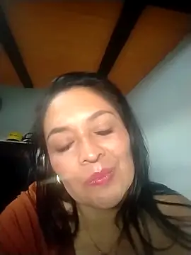 CatleyaSmith live XXX chat