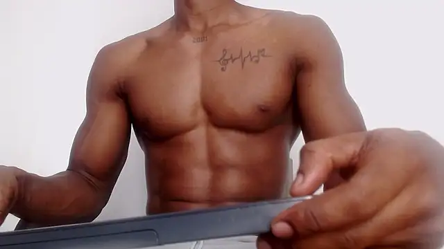 drake_brwon_23: онлайн-секс-чат