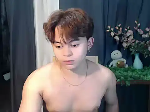 Chat XXX en directo de Bigboy_Hiro