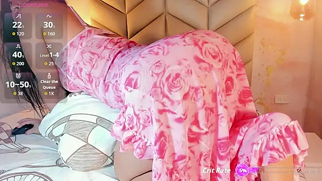 StaarhotのライブXXXチャット