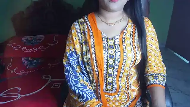 BengaliQueenStar Chat XXX in diretta