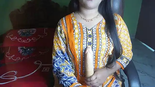 BengaliQueenStar live XXX chat