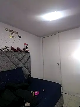 Shantey_LaurentのライブXXXチャット