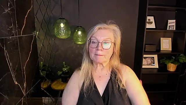 NataliMellow Chat XXX live