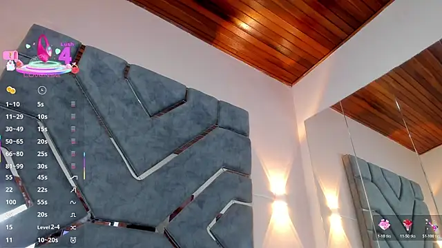 Онлайн чат XXX LucciaPorter