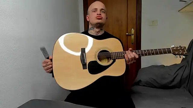 Show modela layneinchains na web-kameri