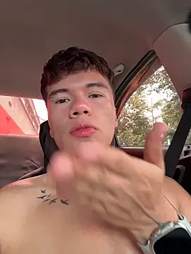 Logan_smith1 live XXX chat