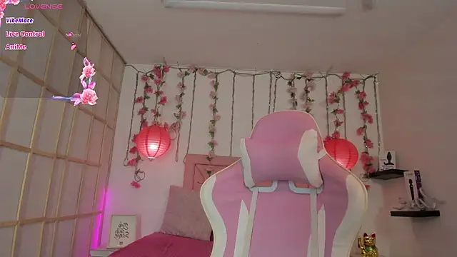 _julieta_love_'s Live XXX Chat