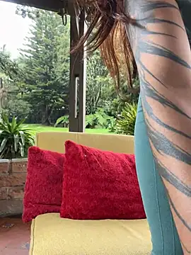 AliceMrtnz live XXX chat