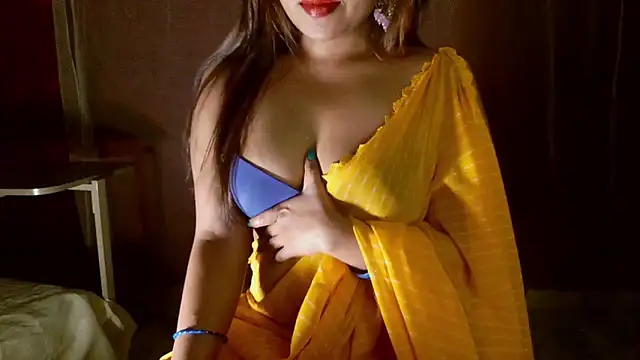 AadhiraNayra Chat XXX in diretta