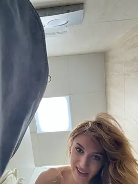 -AngelAri- লাইভ XXX চ্যাট