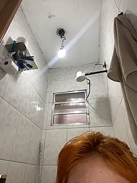 Isisbennett 即時 XXX 聊天