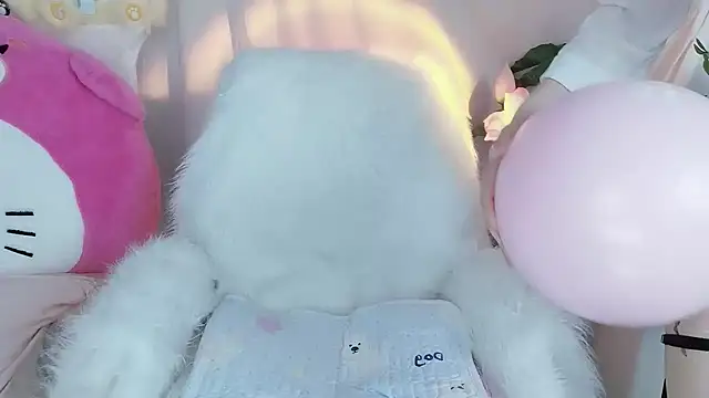 -zhuzhu-999-のウェブカメラショー