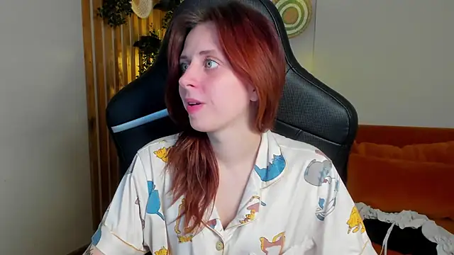 Chatroom XXX en direct de FreyaVey