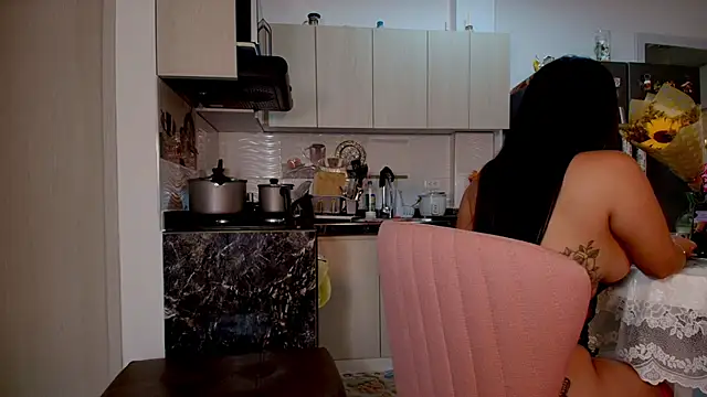 Chatroom XXX en direct de Serafina_del_Mar__