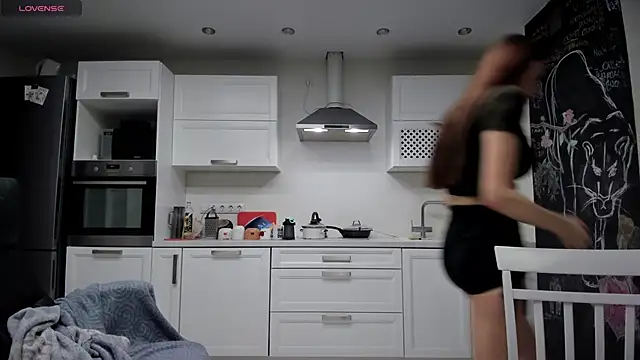 lisenok: διαδικτυακό σόου στην κάμερα