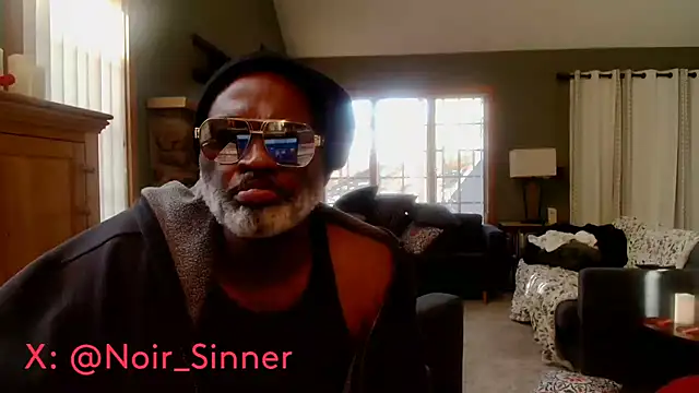 sinnernoir's Live XXX Chat