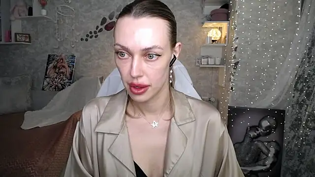 NickyAdamidi's Live XXX Chat