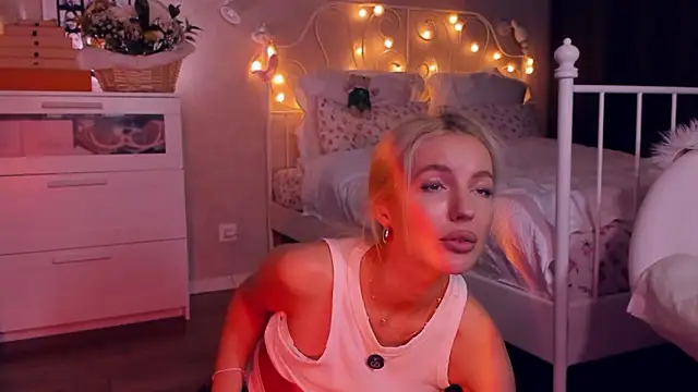 aestetick Live XXX Chat