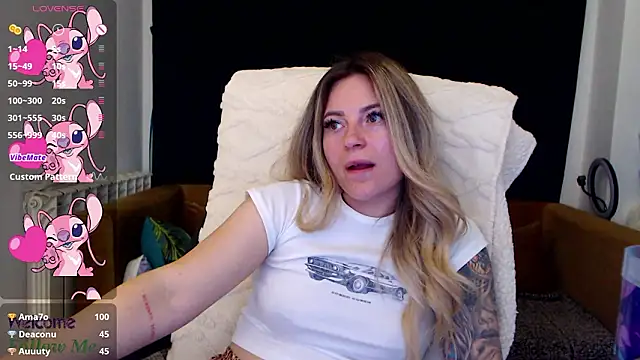 Rania_Stitch Webcam show