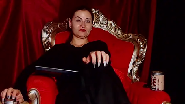 Chatroom XXX en direct de GoddessMonika