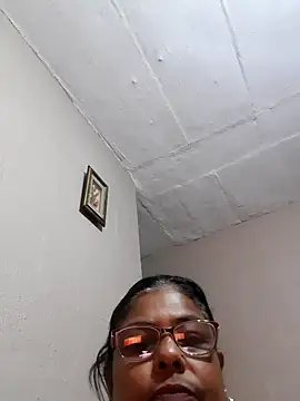 Chat XXX ao vivo de mileesha