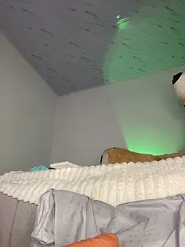 Eveliin_ruiz Adlı Modelin Canlı XXX Sohbeti