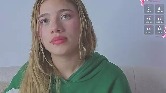 Chat XXX ao vivo de DollfaceInk