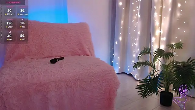 Zeeeme Adlı Modelin Canlı XXX Sohbeti