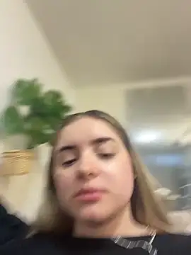 imlindapink's Live XXX Chat