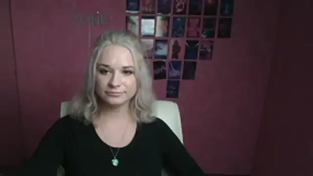 Melodie_Aster Adlı Modelin Canlı XXX Sohbeti