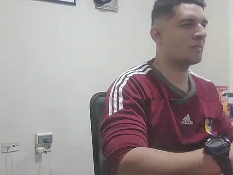 Officeb0y Live XXX-chat