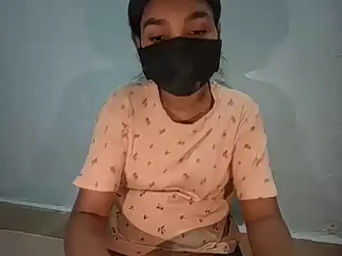 Mistry_lishu: διαδικτυακό σόου στην κάμερα