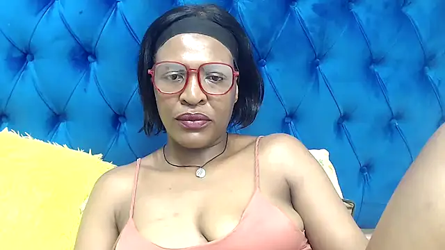 SpicyQueenxxxx's Live XXX Chat