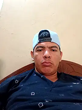 دردشة cristian07_ الجنسية المباشرة