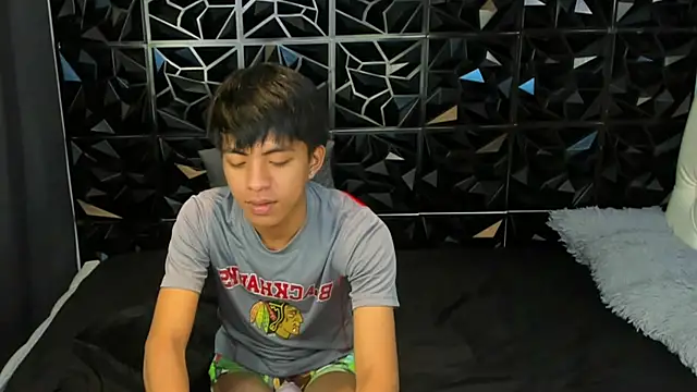 davincihugecock 在線直播表演