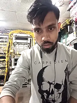 Chat XXX ao vivo de Rocky01mumbai01