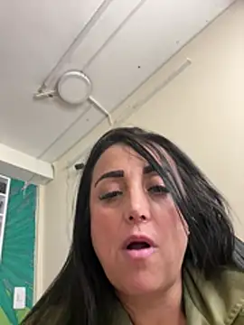 Chat XXX Live hotadhara01