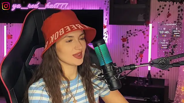 -RED_HAT- Live XXX-chat