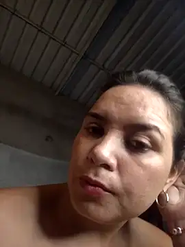 دردشة Charlott_smi الجنسية المباشرة