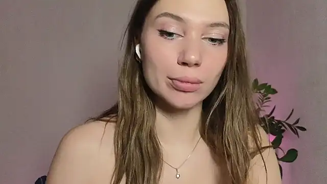 دردشة golden_Flora الجنسية المباشرة