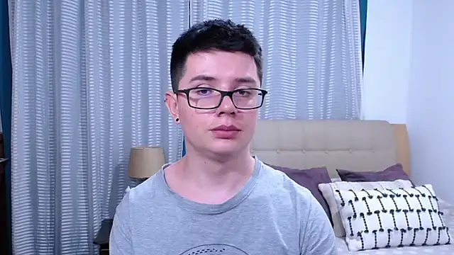 Chat XXX ao vivo de BlackFoXXX69