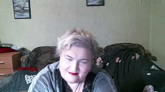 Lana555 – Naživo XXX chat