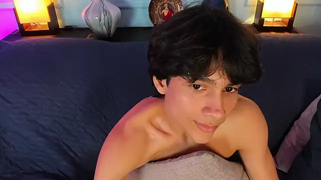 Chat XXX en directo de Cheys_Mast