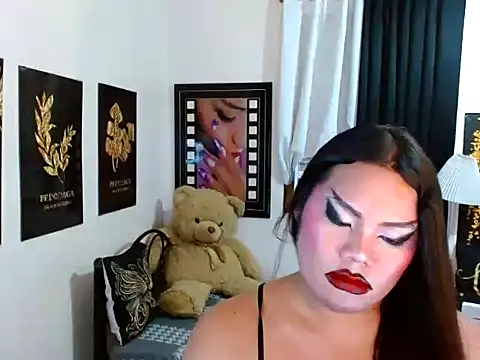 TSbrianaHugeCock Webcam show