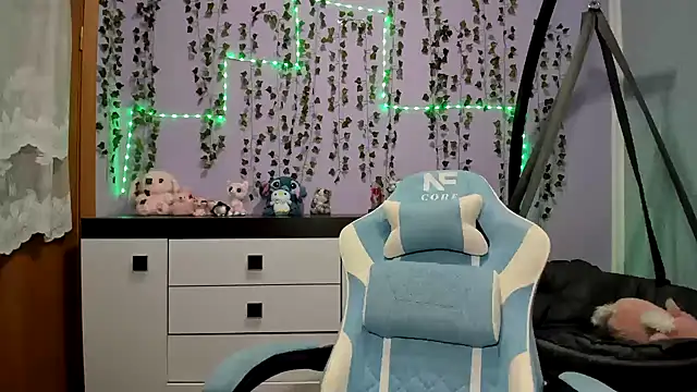 Yoonhee_ki: онлайн-секс-чат