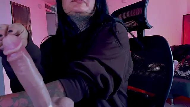 دردشة Unatatuada الجنسية المباشرة