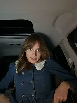 -AngelAri- – Live XXX-chat