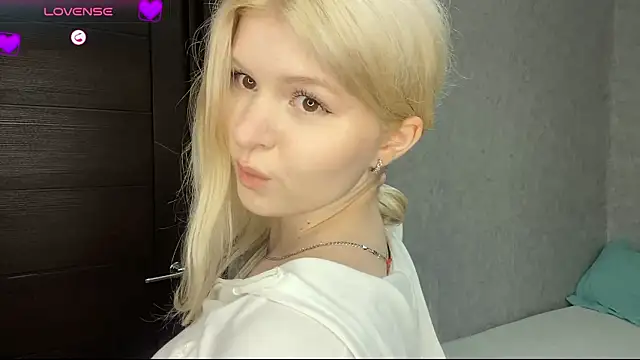 ShontaWasilko Chat XXX live