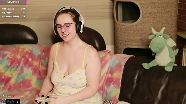 Онлайн чат XXX GamerGirl_Eve